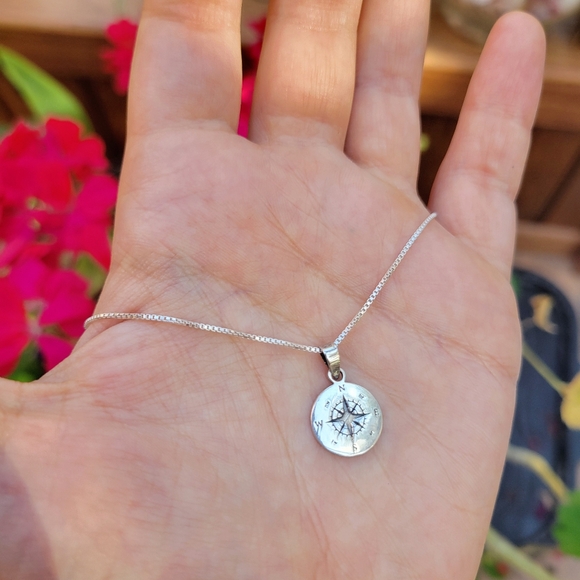 Jewelry - Classic 925 Sterling Silver Compass Medallion Coin Necklace